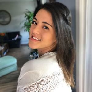 Meet your Posher, Leticia